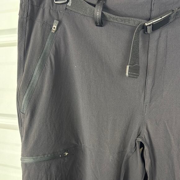 The North Face Black Cargo Pants with Straight Leg Fit - Picture 4 of 8